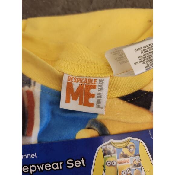 Minions Flannel Pajamas‎ Sleepwear Set Size 4 / 5 block Minion Boys 2 Pcs New - Picture 4 of 9